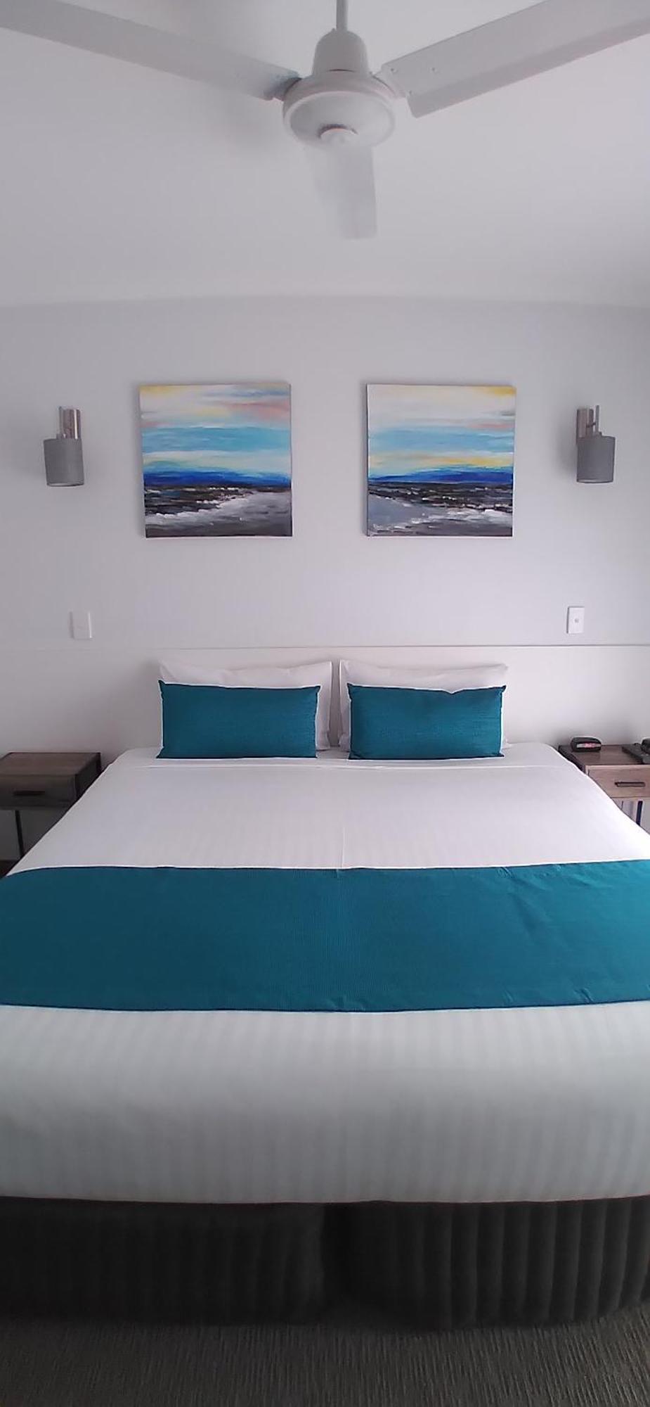 Centrepoint Motel Deniliquin Eksteriør bilde